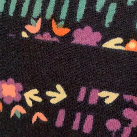 LulaRoe Randy - Picture 2 of 2